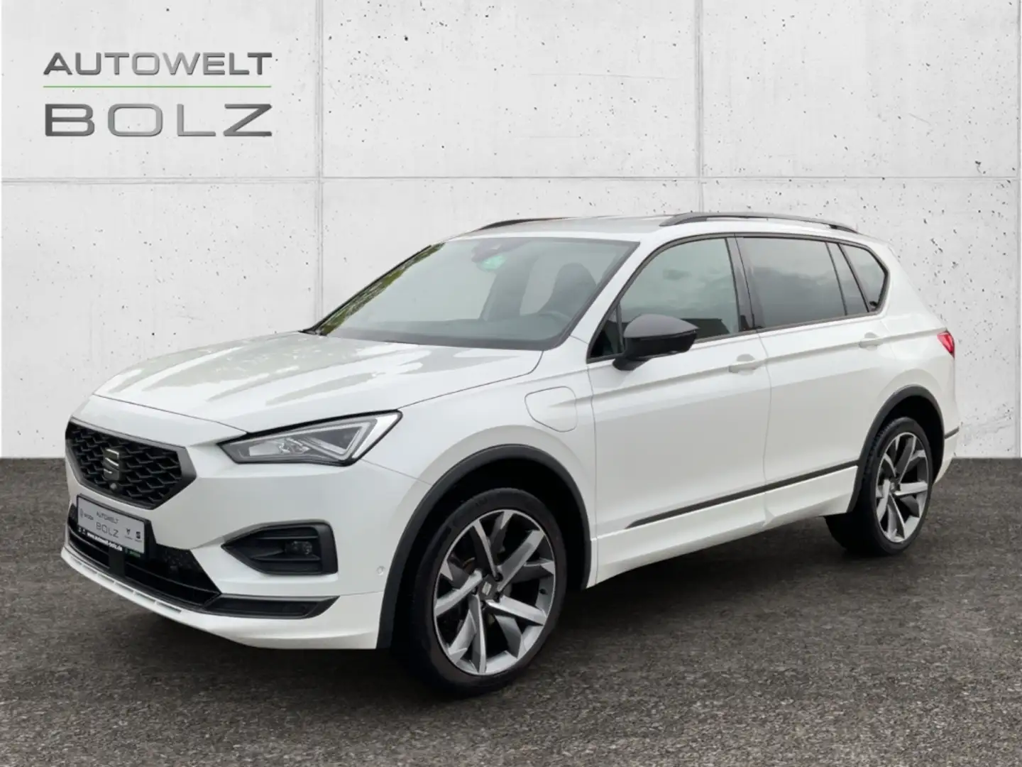 SEAT Tarraco FR 1.4 e-HYBRID AHK Navi 20 Zoll 360 Kamera Memory Weiß - 1