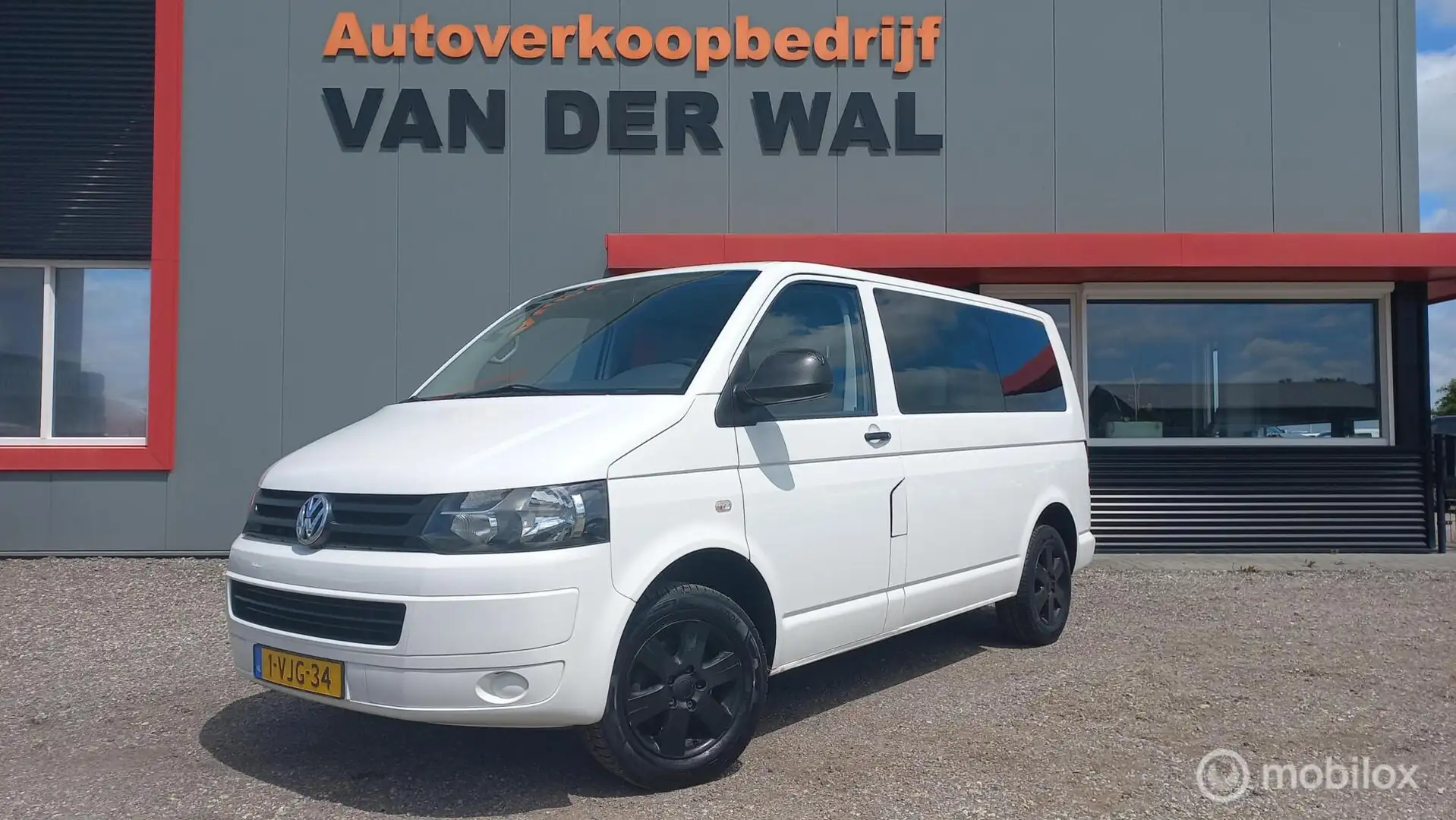 Volkswagen T5 Transporter 2.0 TDI L1H1 T800 DC Budgetline/MARGEBUS/AIRCO/CRU Bílá - 1