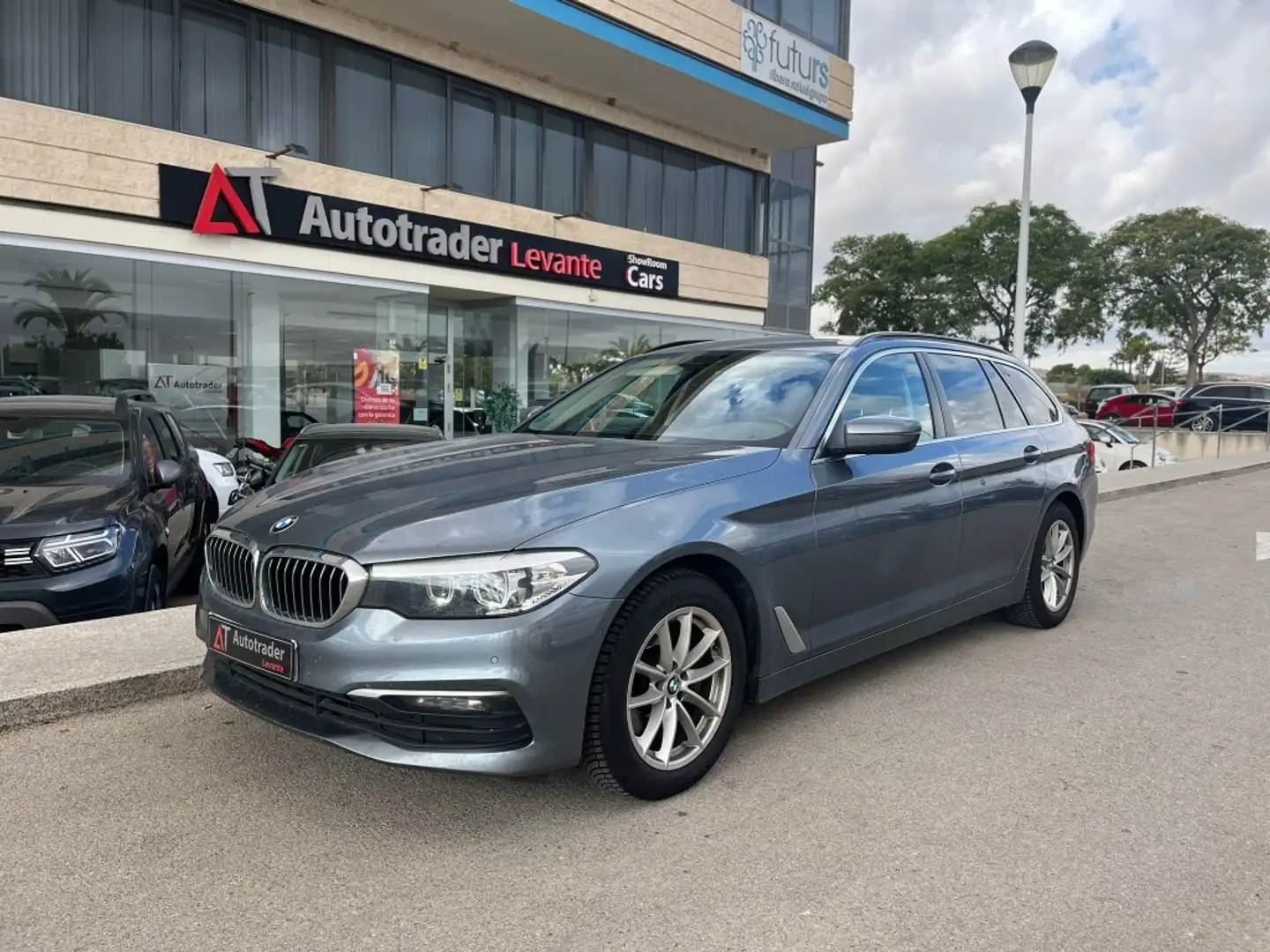 BMW 520 520dA Touring Azul - 1