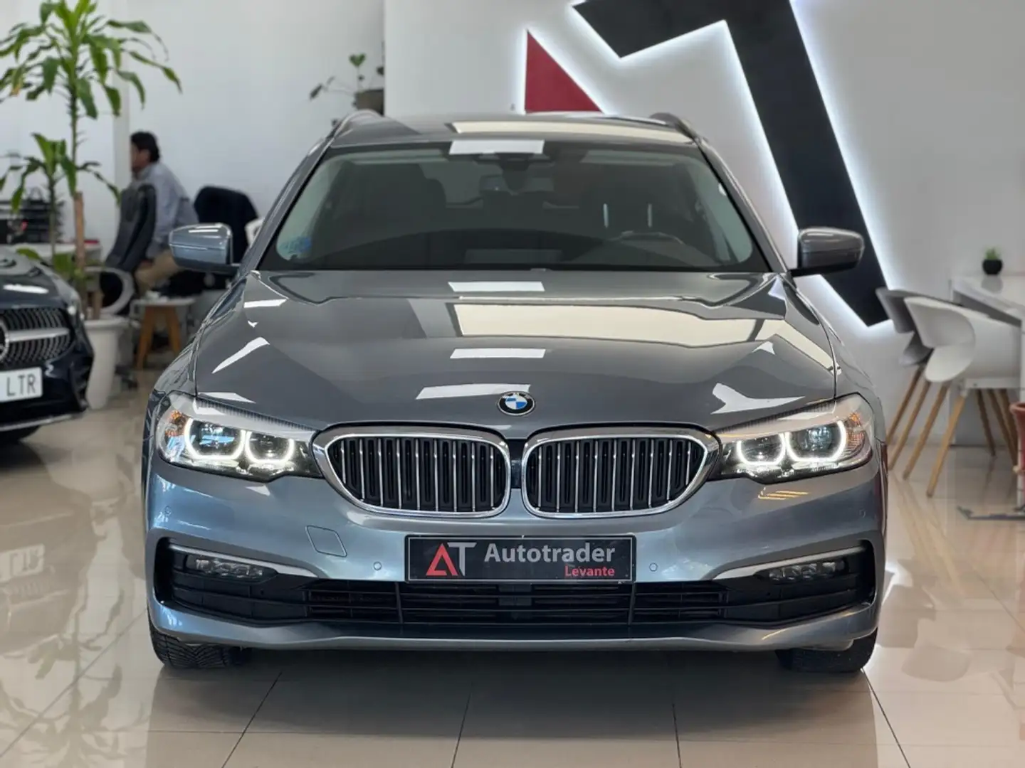 BMW 520 520dA Touring Azul - 2