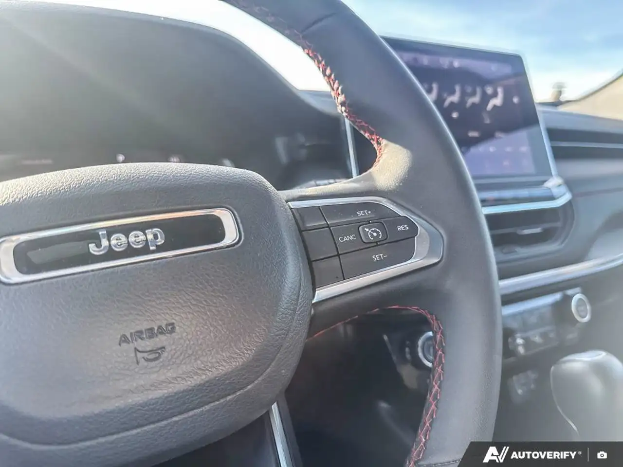 Jeep Compass снимка Jeep Compass