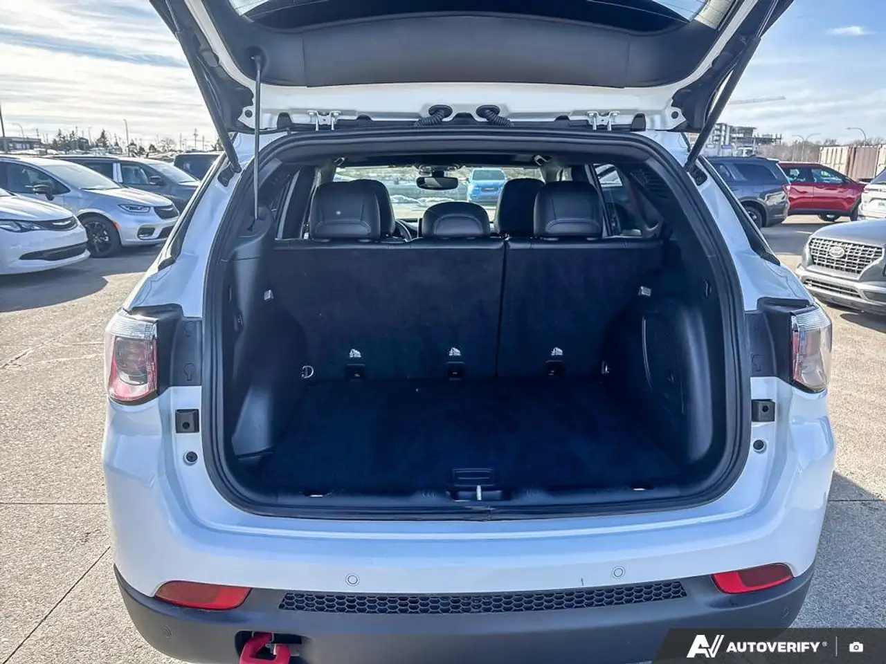Jeep Compass снимка Jeep Compass