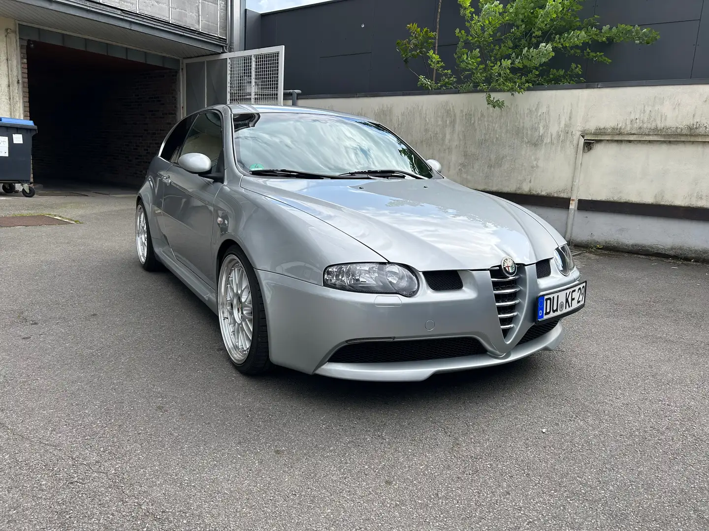 Alfa Romeo 147 147 3.2 V6 24V GTA srebrna - 1