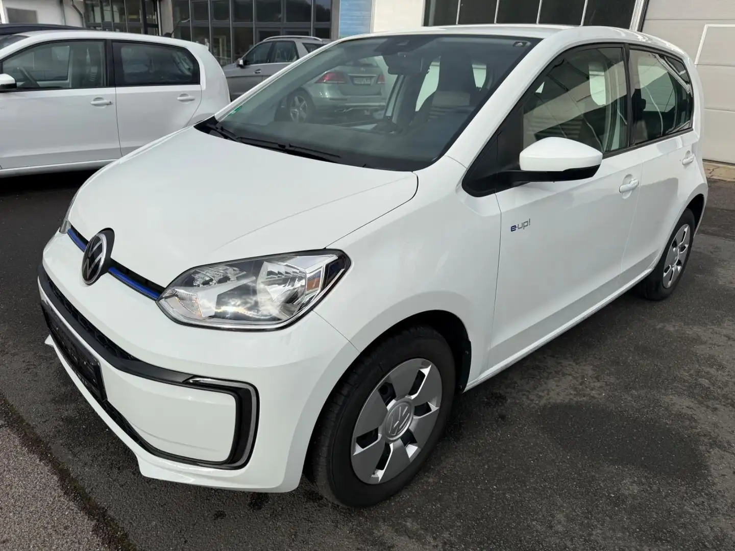 Volkswagen up! CCS Klimaautomatik TÜV NEU Batterie 89% Weiß - 1