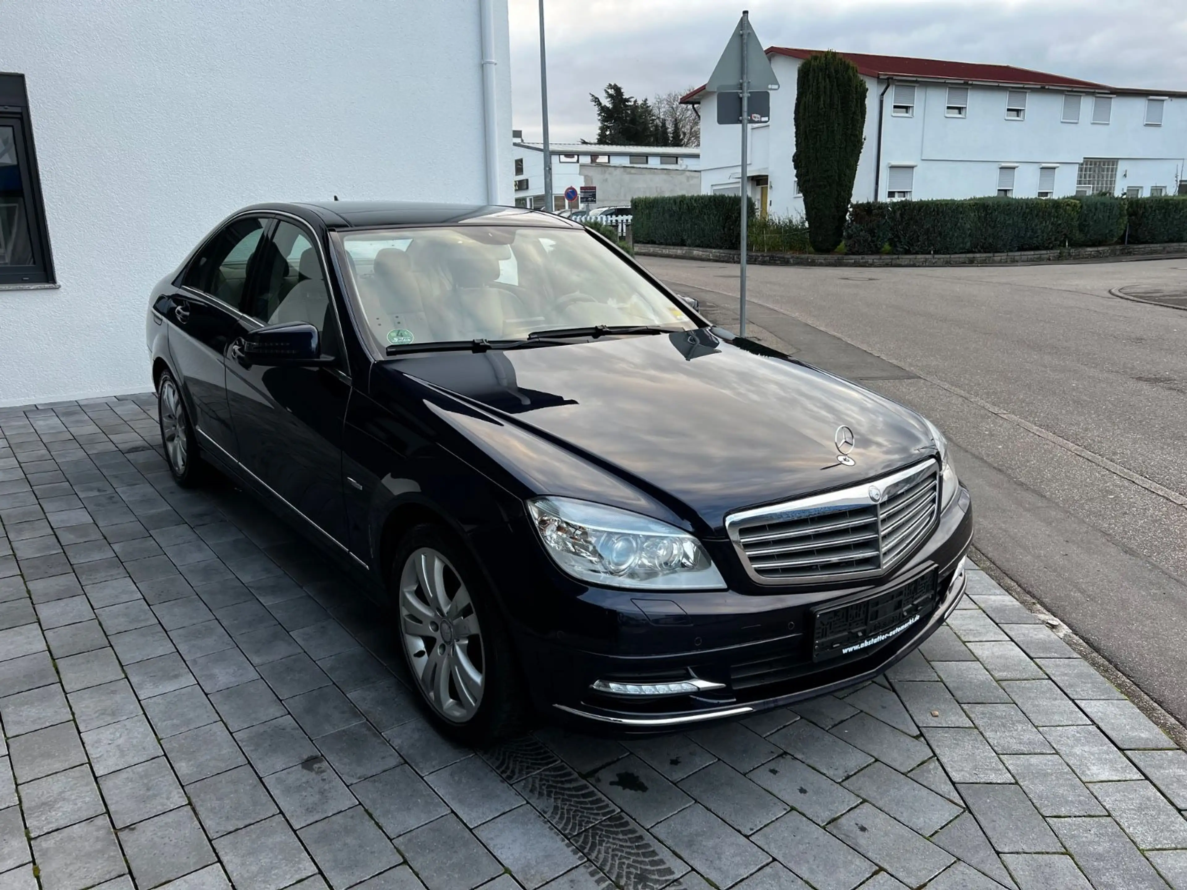 Mercedes-Benz C 350 CDI Lim BlueEfficiency 4Matic Automatik — photo 3