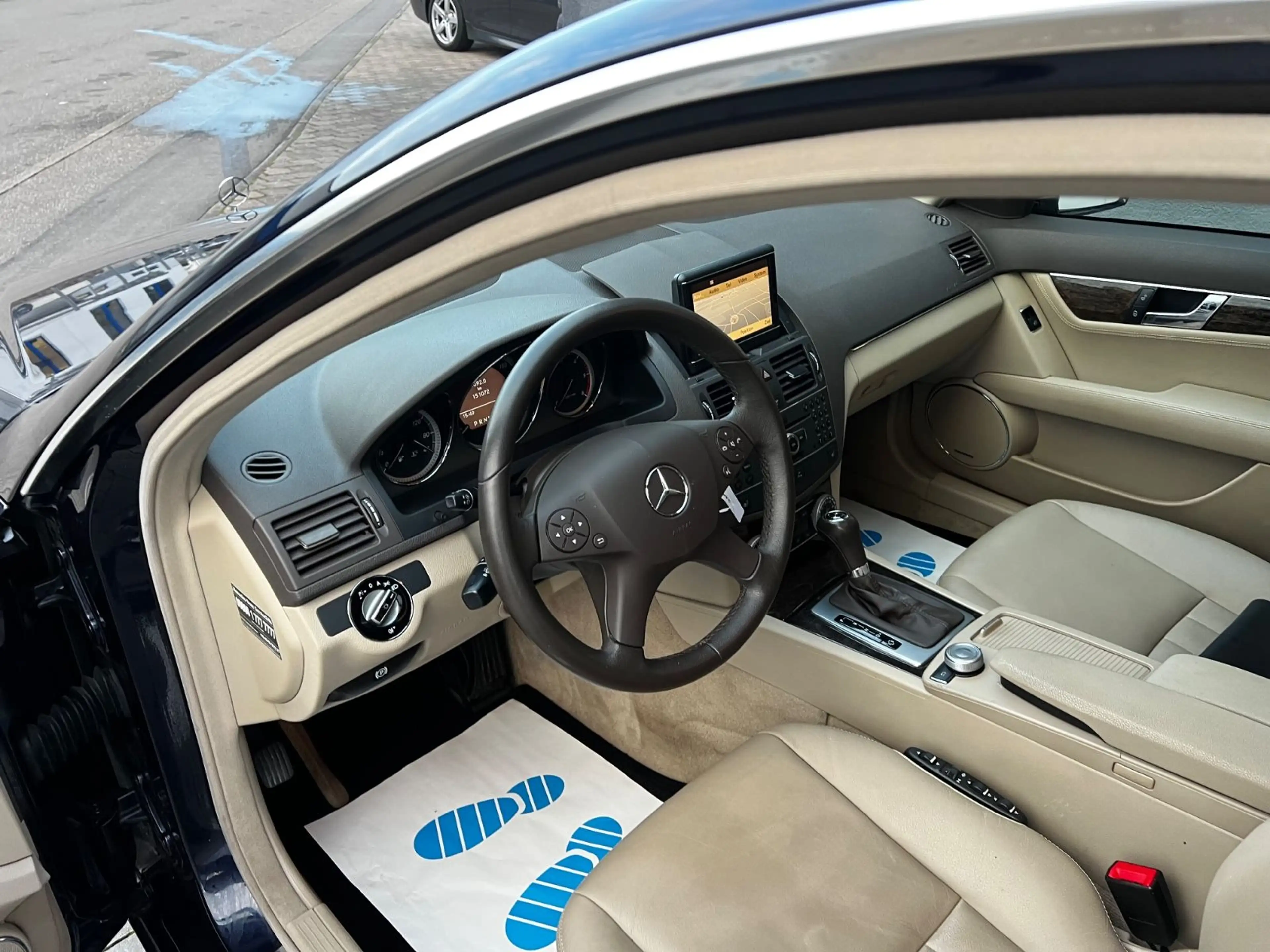 Mercedes-Benz C 350 CDI Lim BlueEfficiency 4Matic Automatik — photo 7