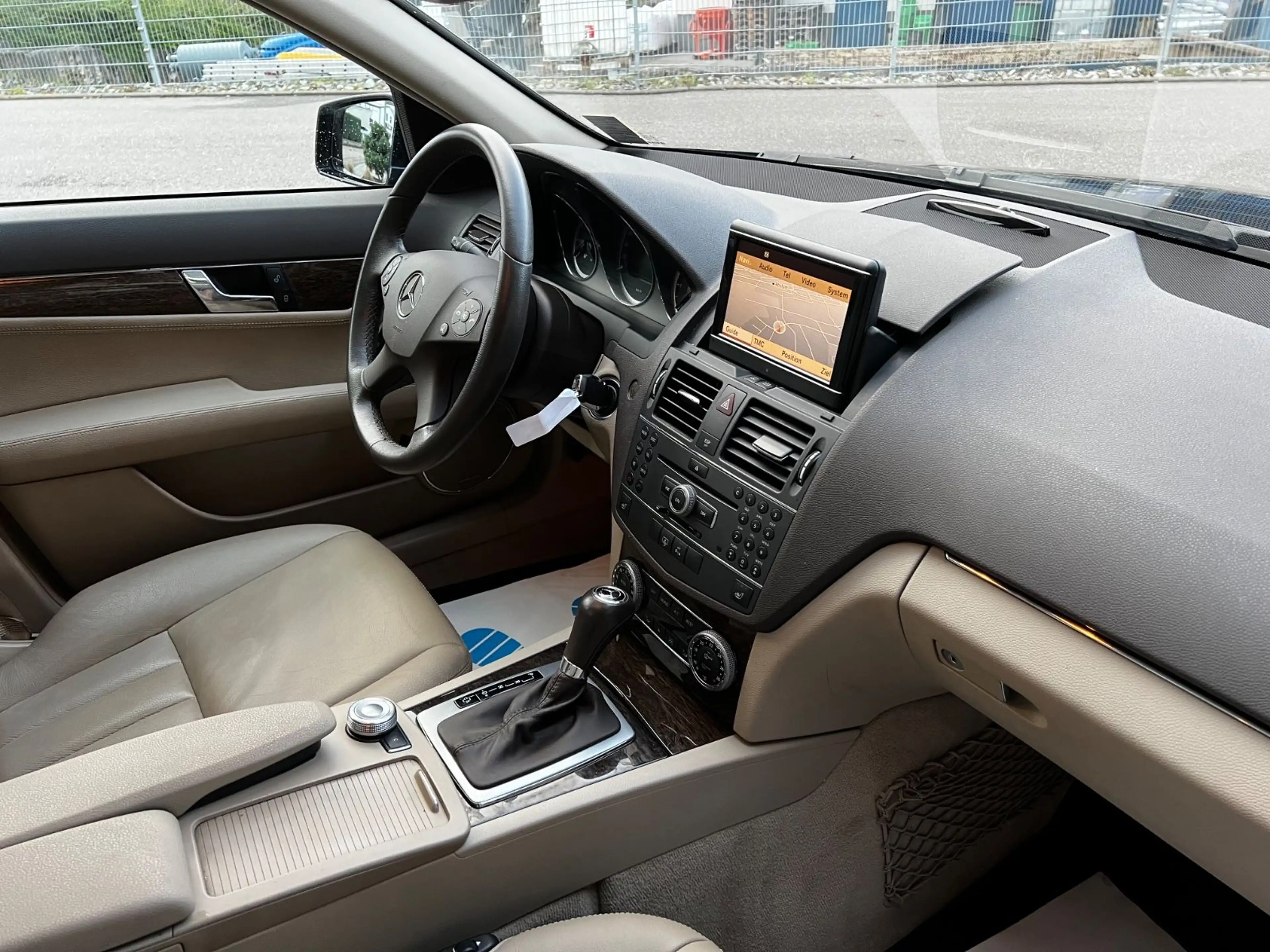 Mercedes-Benz C 350 CDI Lim BlueEfficiency 4Matic Automatik — photo 10