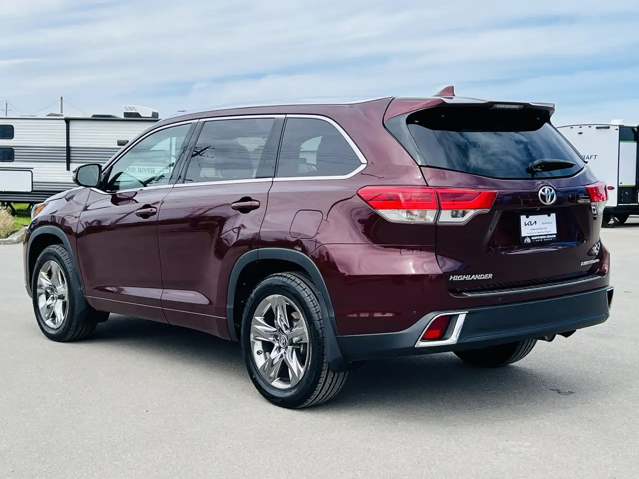 Toyota Highlander снимка Toyota Highlander