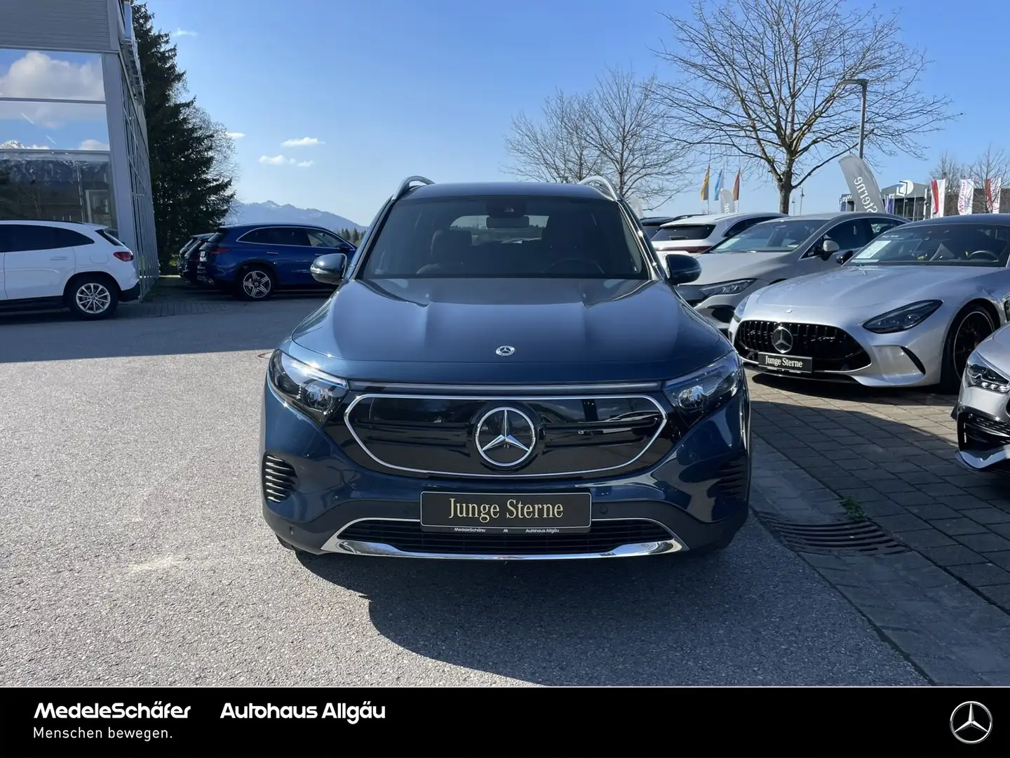 Mercedes-Benz EQB 300 EQB 300 4M Progressive Sounds. Kamera KeylessGO Blau - 2
