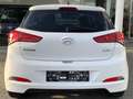 Hyundai i20 1.1 CRDi Blackline / Clim Auto / Cruise / PDC Weiß - thumbnail 5