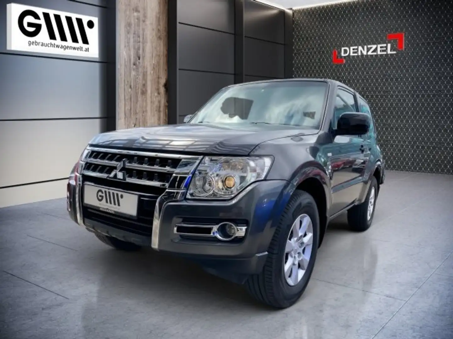 Mitsubishi Pajero 3,2 DI-D Aust Gris - 1