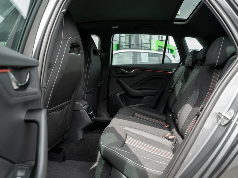 Skoda Kamiq Monte Carlo 1.5 TSI DSG Pano AHK Navi ACC — photo 8