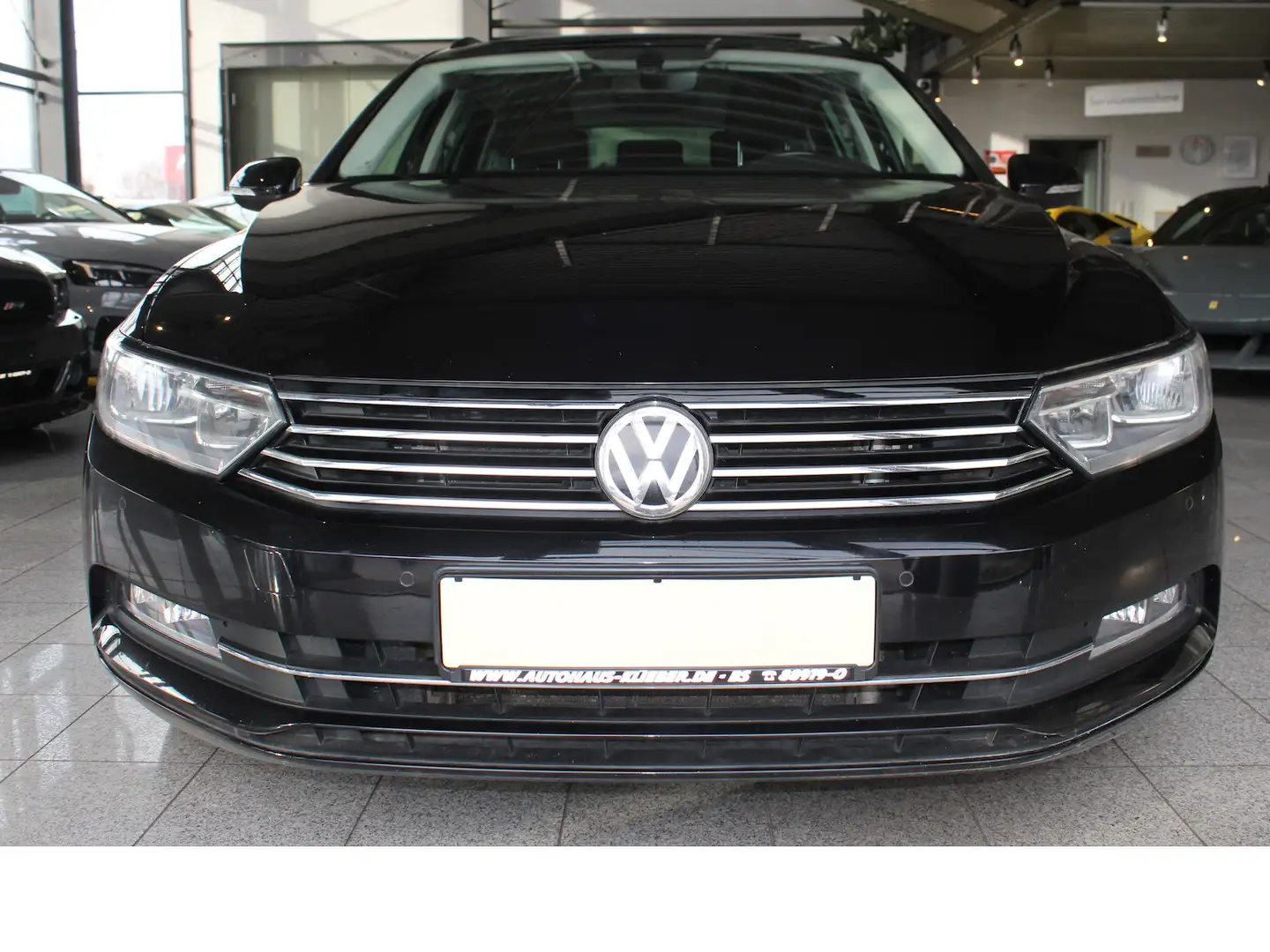 Volkswagen Passat Variant 2.0 DSG Comfort NAVI*ACC*SHZ*TELE Černá - 2