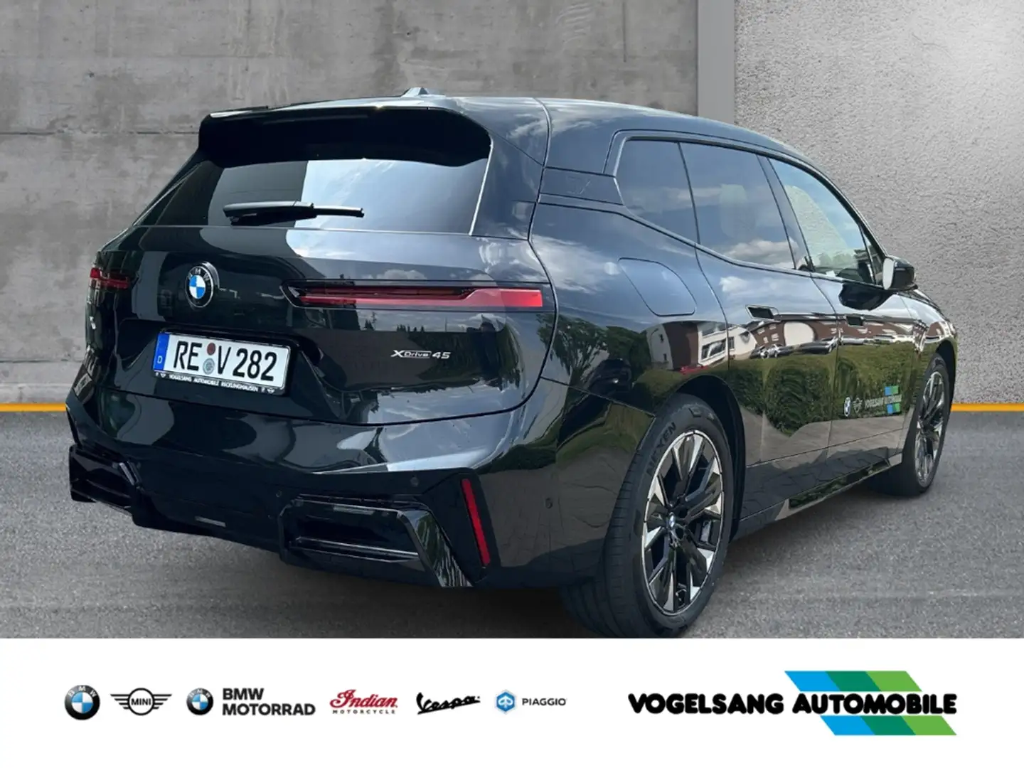 BMW iX 45 xDrive M Sport Park-Assistent HUD Navi Digitale Negro - 2