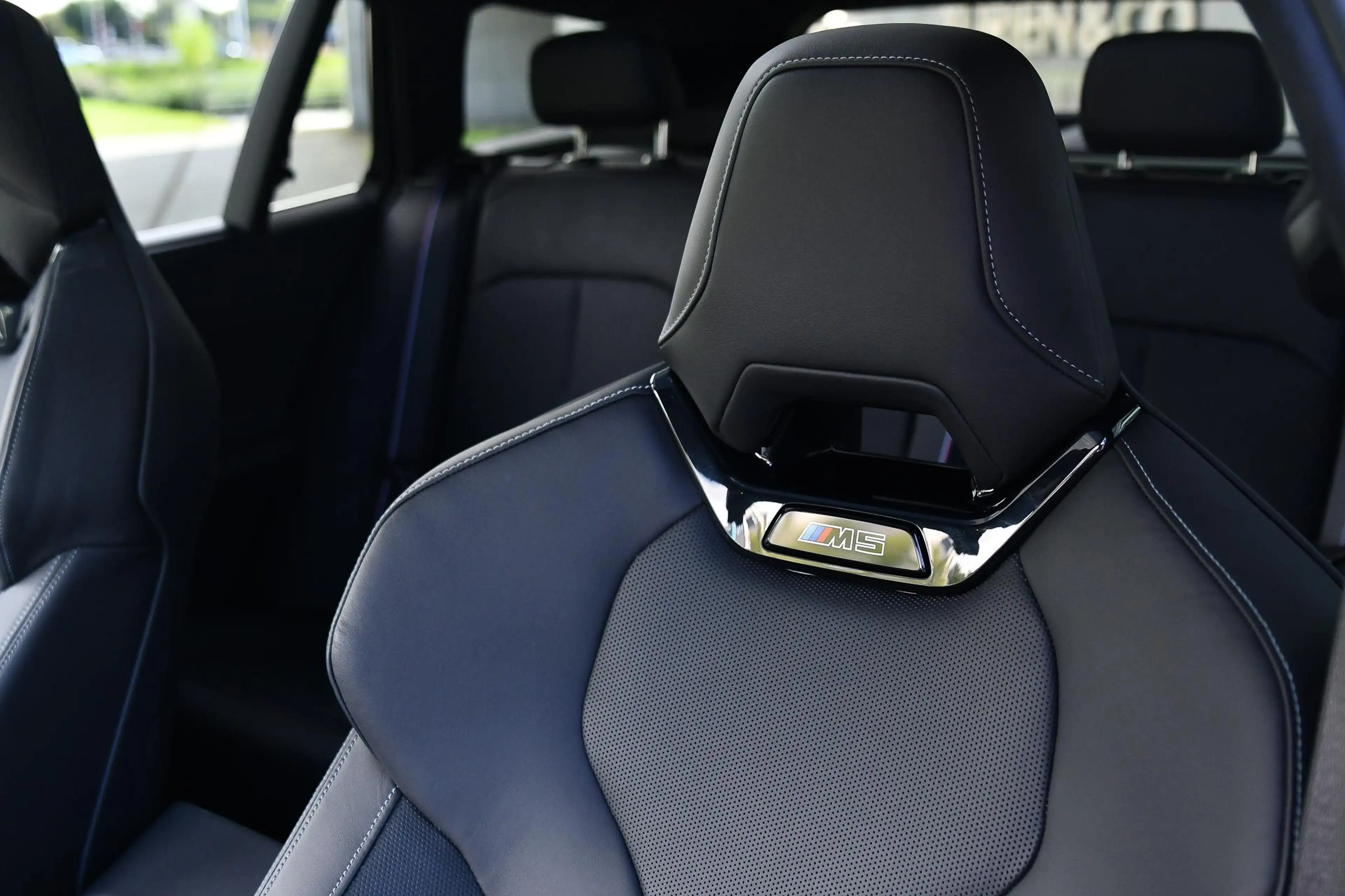 BMW M5 5-serie Touring Frozen Black mat|Trekhaak|BTW|M Dr — photo 8