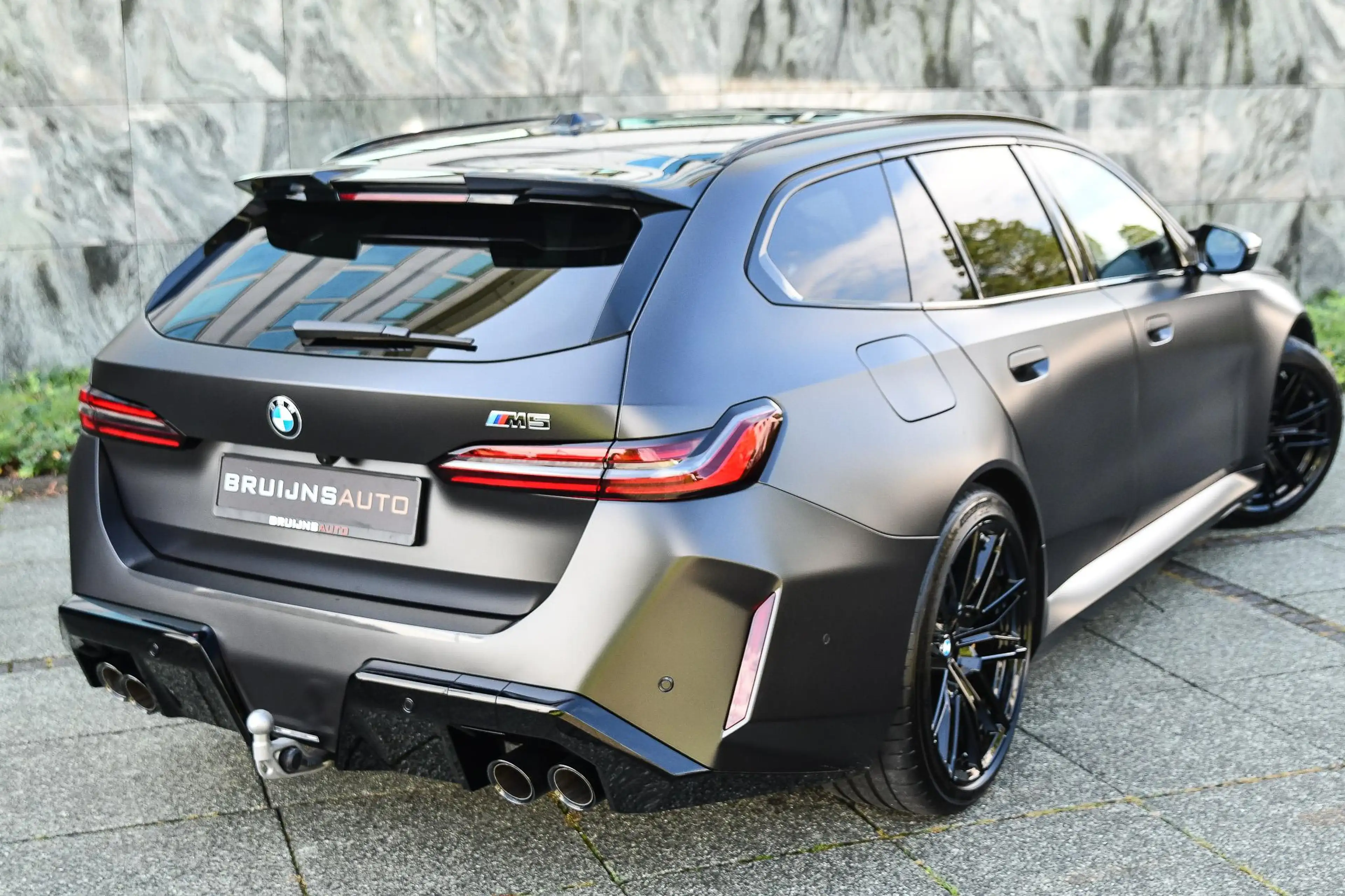 BMW M5 5-serie Touring Frozen Black mat|Trekhaak|BTW|M Dr — photo 3