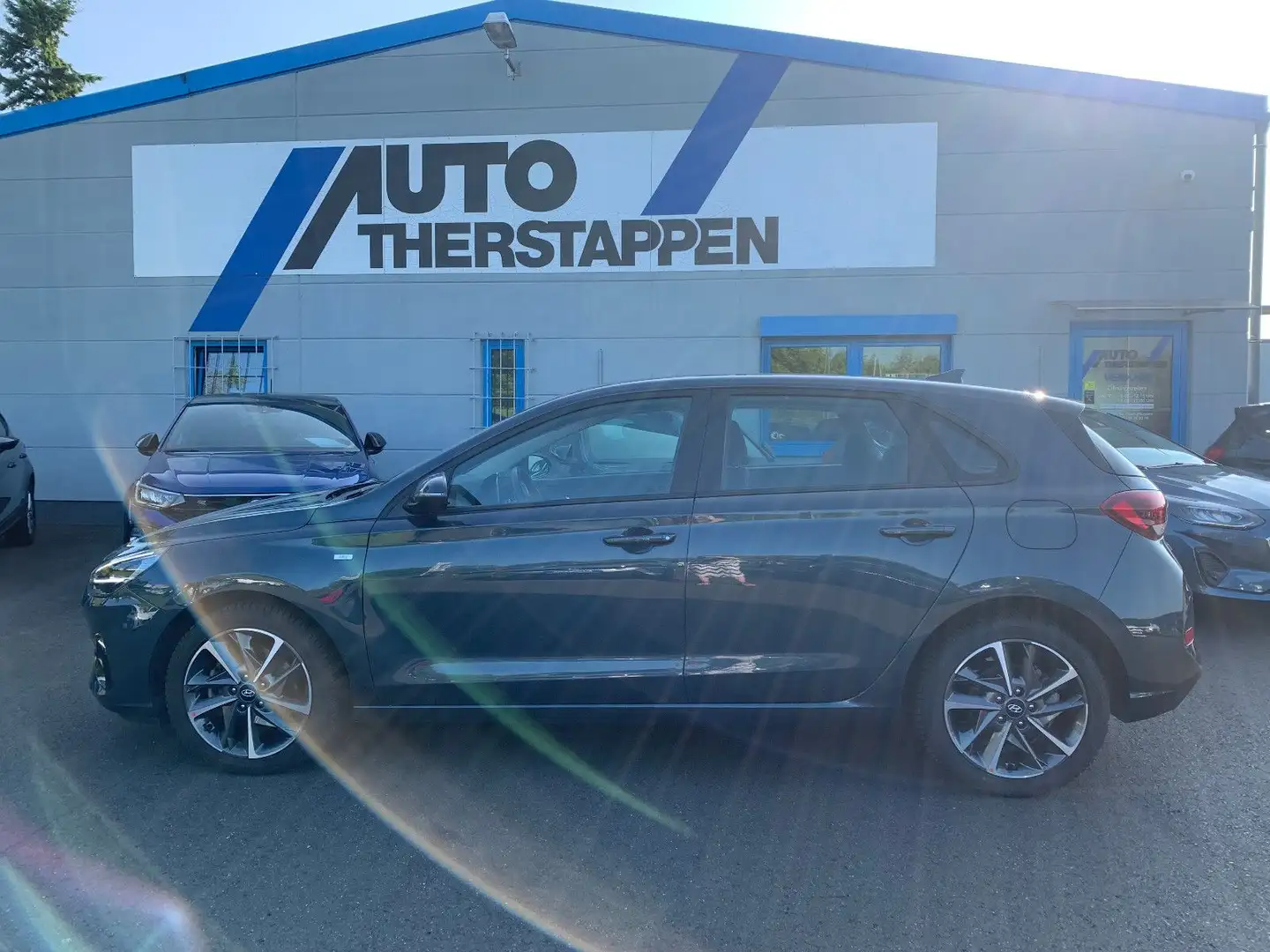 Hyundai i30 Trend Autom. Kamera/PDC/LED/AppConnect/Allw. Blau - 2