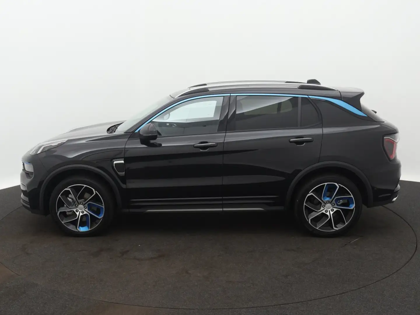 Lynk & Co 01 1.5 PHEV Business Edition | 1800KG trekvermogen | Noir - 2