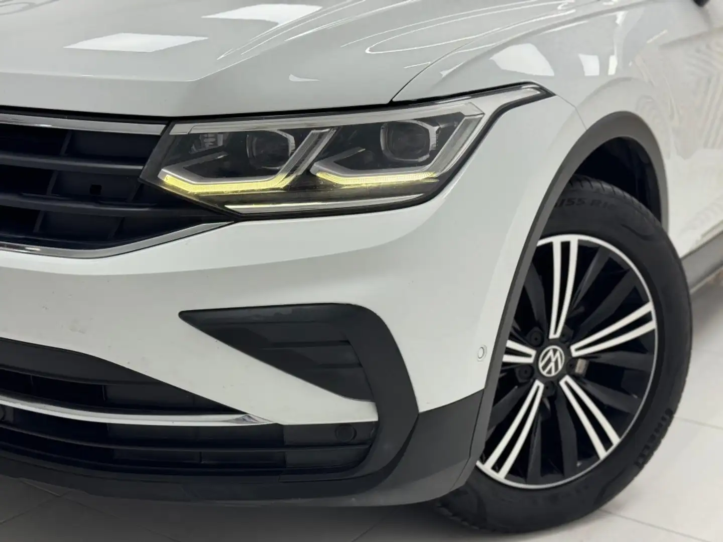 Volkswagen Tiguan 2.0TDI Life 110kW Blanc - 2