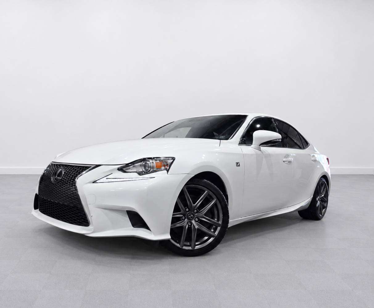 2016 Lexus IS Sedan
