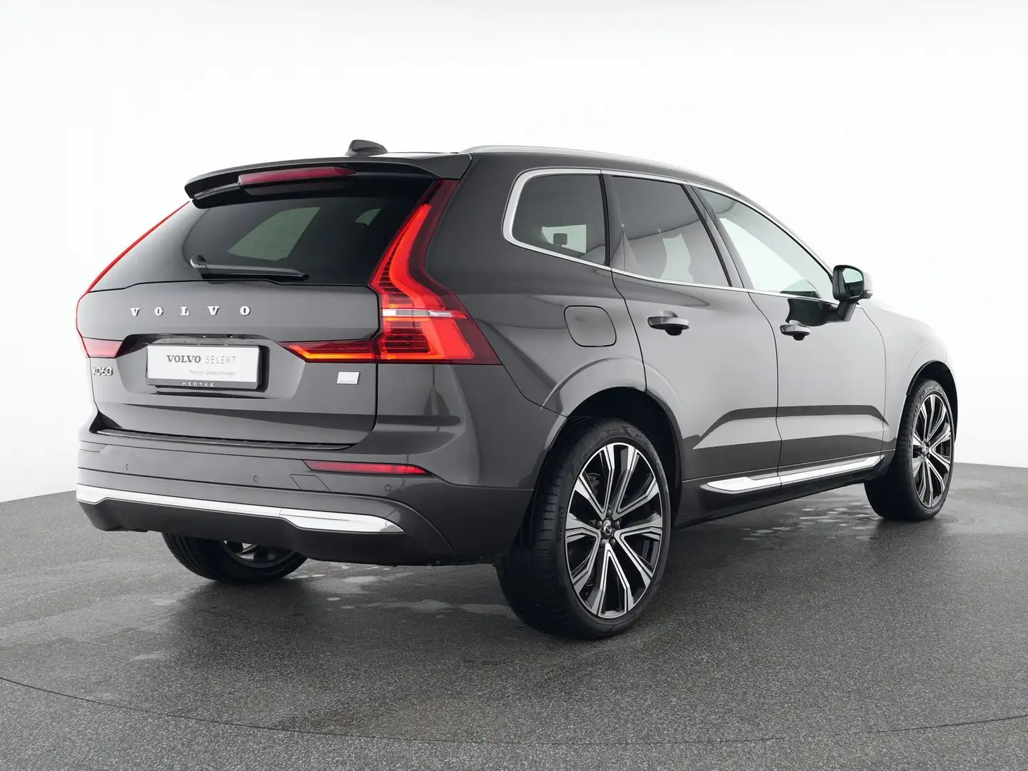 Volvo XC60 T6 Recharge AWD Plus Bright 21"+AHK+VOLL-LE Grau - 2