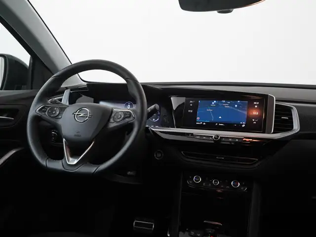 Opel Grandland view 6