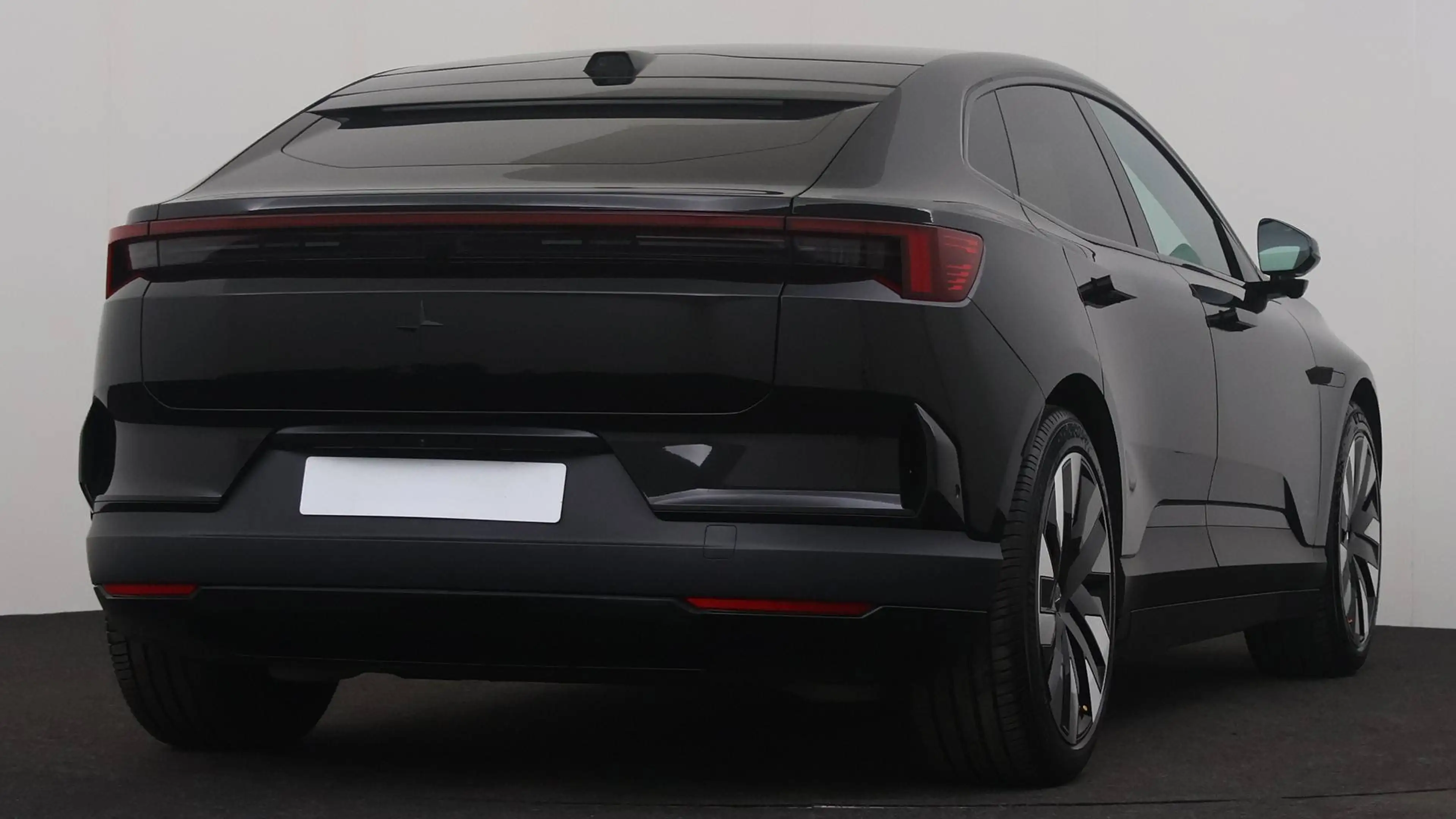Polestar 4 100 kWh Long Range Single Motor MY26 Prime/Pro — photo 5