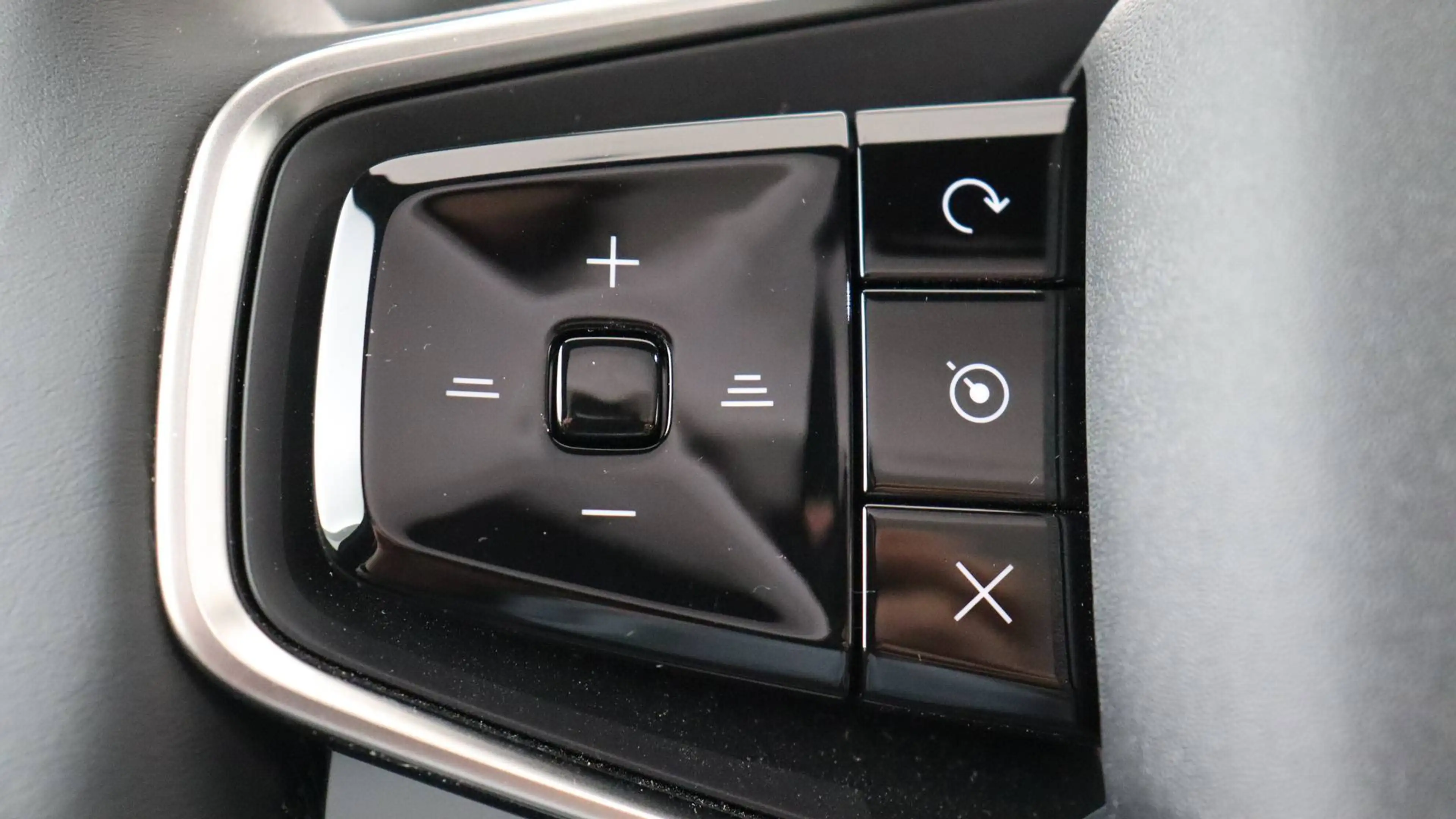Polestar 4 100 kWh Long Range Single Motor MY26 Prime/Pro — photo 11