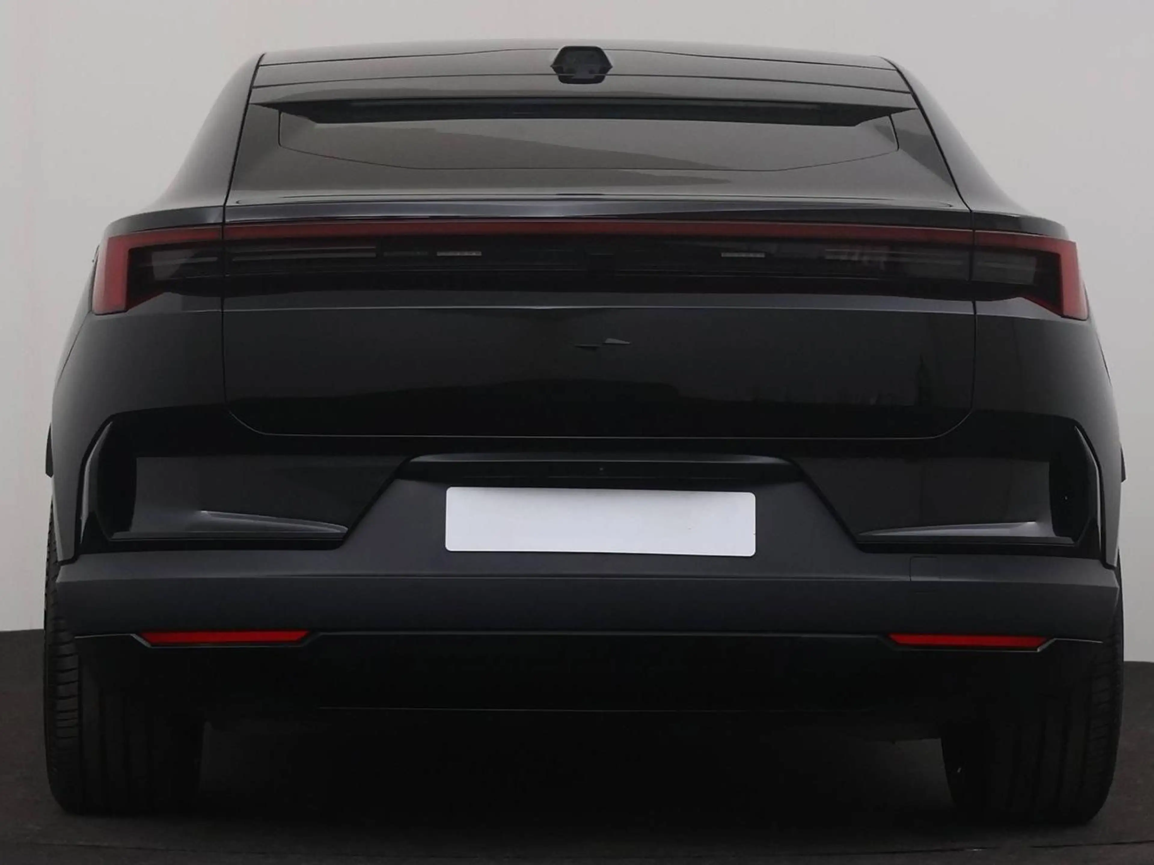 Polestar 4 100 kWh Long Range Single Motor MY26 Prime/Pro — photo 4