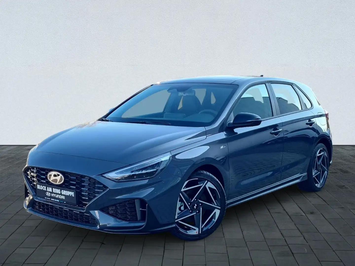 Hyundai i30 FL (MY25) 1.5 T-GDI (140PS) 48V 7-DCT Navi LED Grau - 1