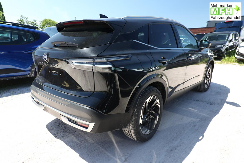 Nissan Qashqai N-CONNECTA AWD Pano 360° ACC SHZ Nav LED 116 kW... — photo 2