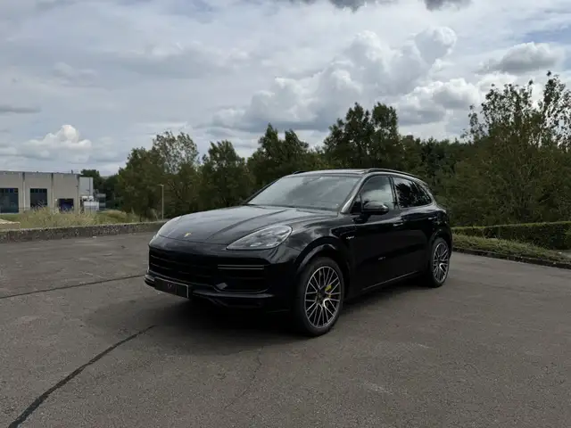 Porsche Cayenne Turbo S E-Hybrid