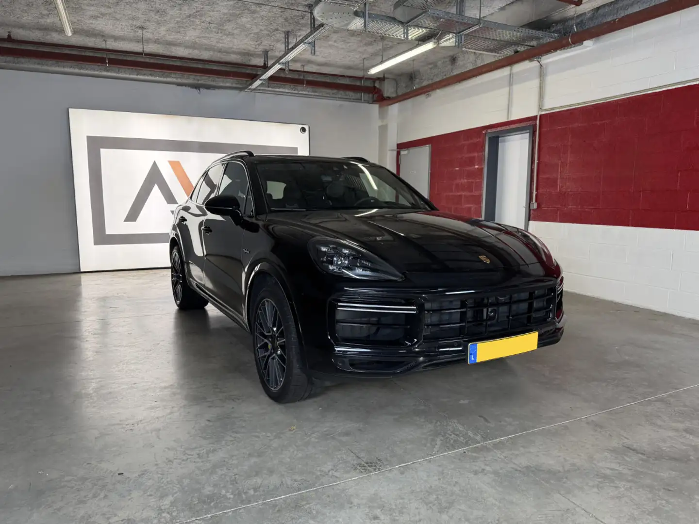 Porsche Cayenne Turbo S E-Hybrid - 2