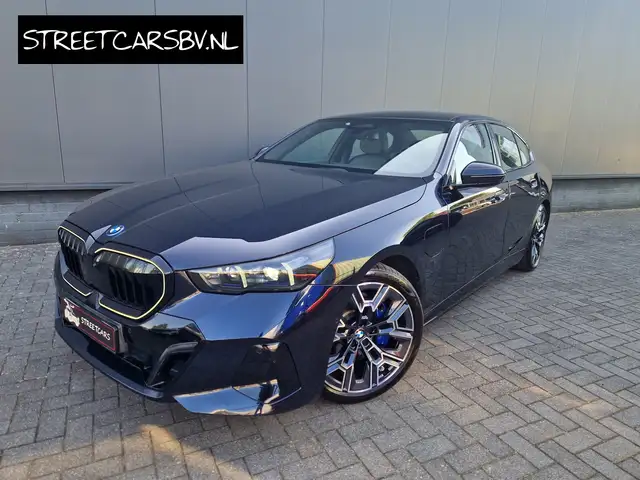 BMW 550 5-serie 550e xDrive M Sport Package Pro /Led /Pano