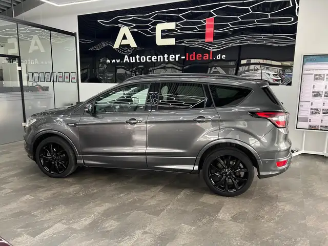Ford Kuga view 5