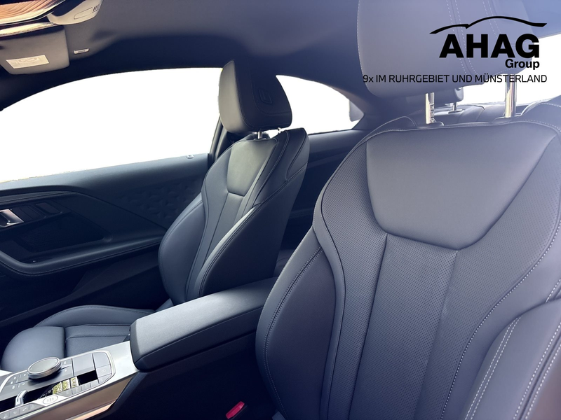 BMW 240 M240i xDrive Coupé — photo 7