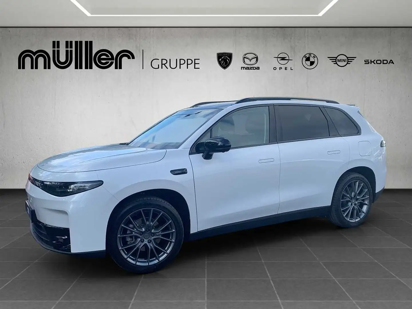 Leapmotor C10 Elektro 69,9 kWh Design Bianco - 1