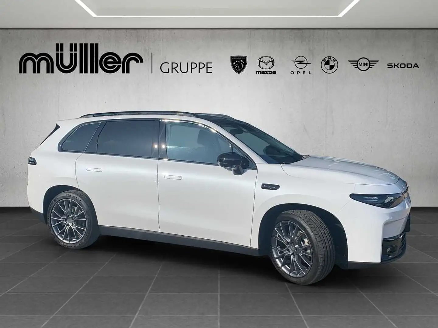 Leapmotor C10 Elektro 69,9 kWh Design Bianco - 2
