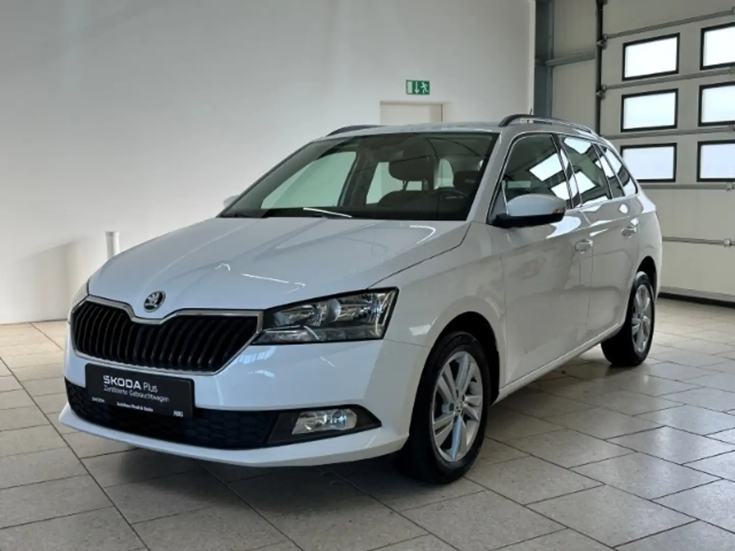Skoda Fabia Combi 1.0 TSI Ambition Freisprech SHZ PDC Weiß - 2