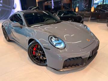Carrera 4 GTS