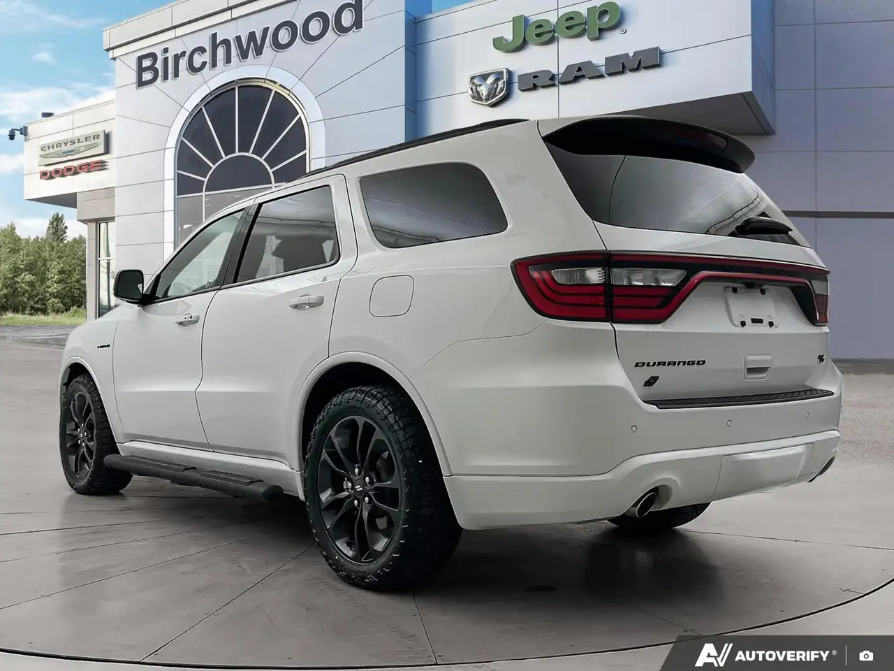 Dodge Durango снимка Dodge Durango