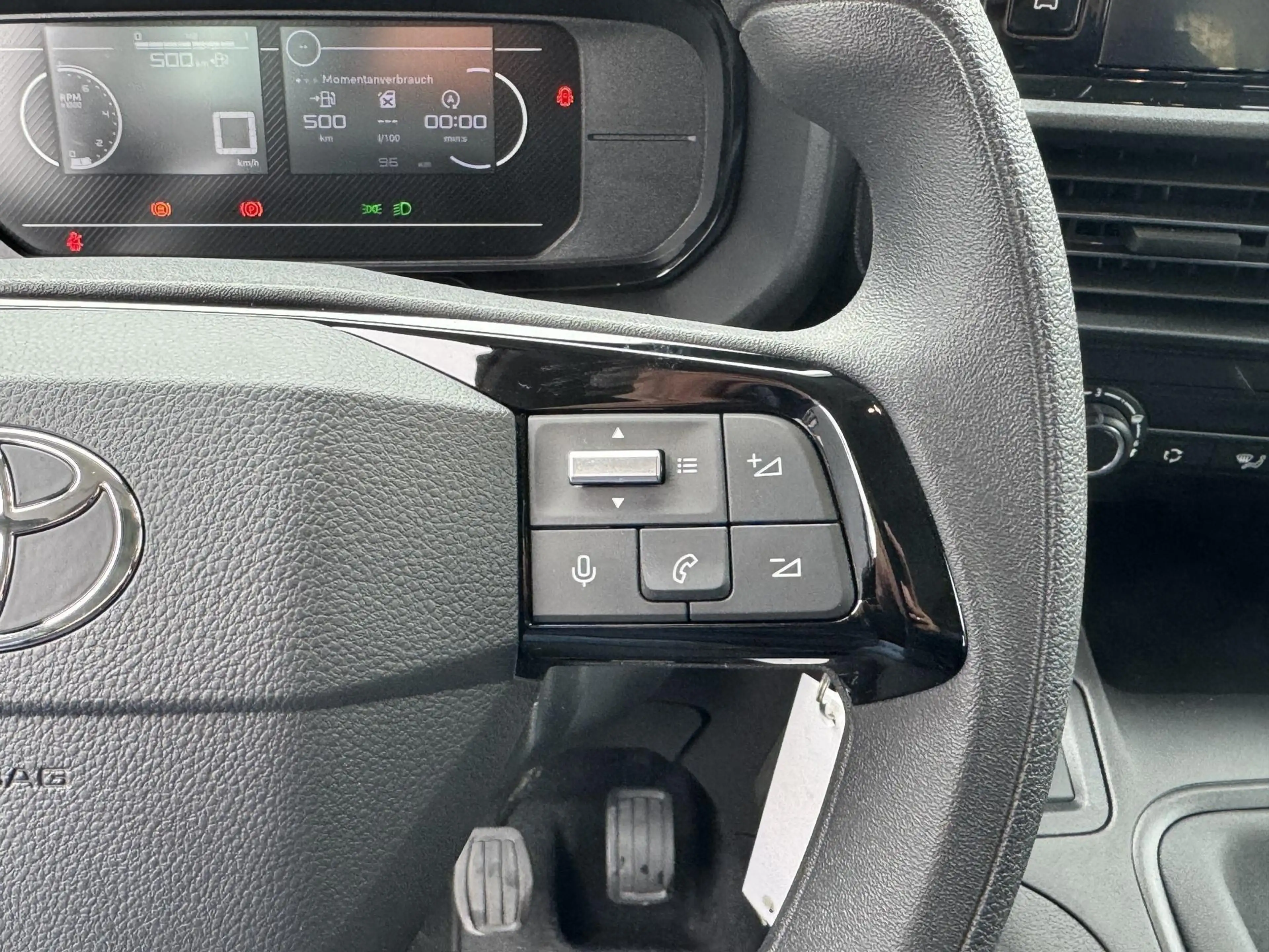 Toyota Proace City Verso 1,5 D-4D L2 Business 7 Sitzer Klima Einpa... — photo 13