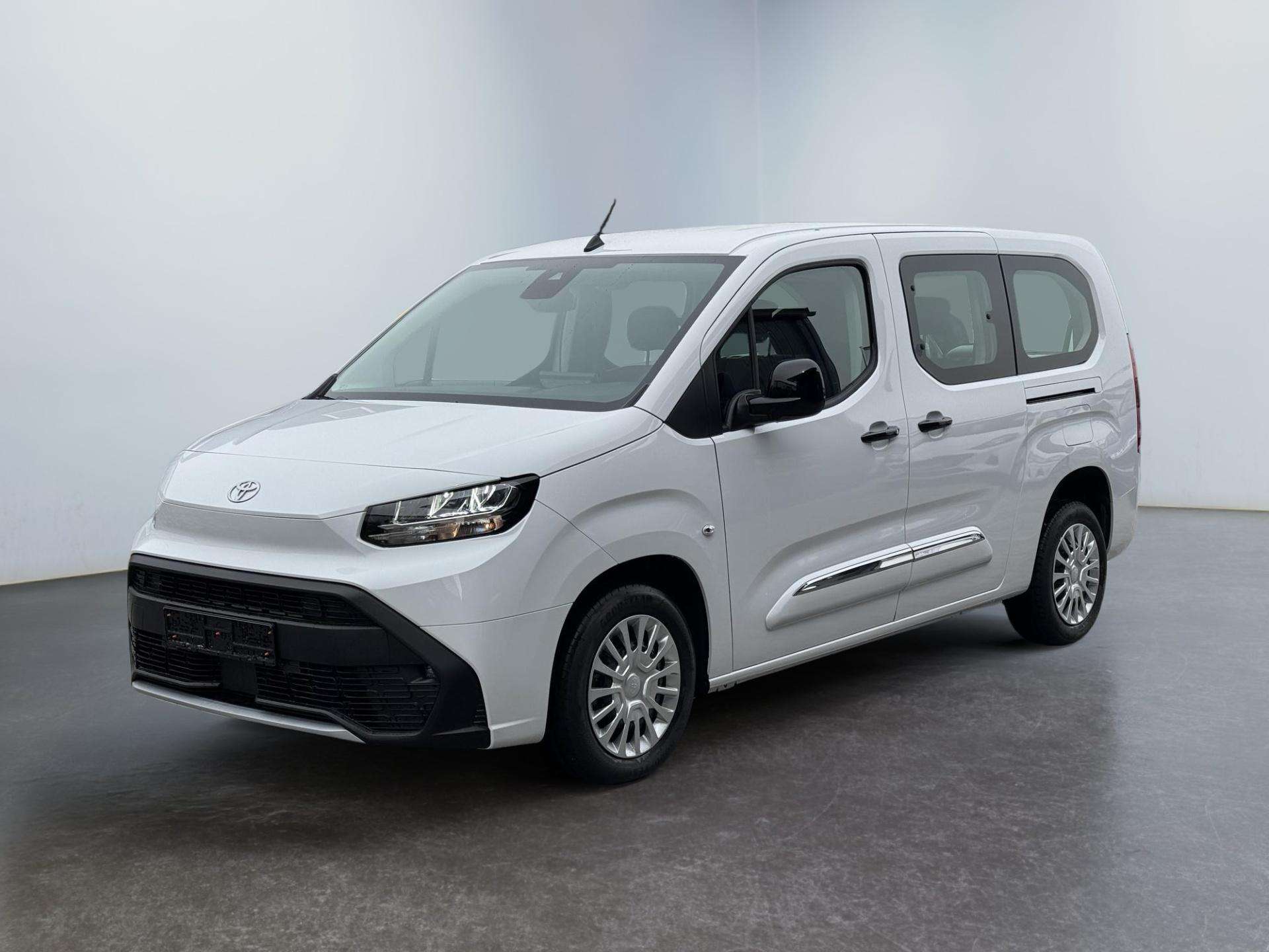 2026 Toyota PROACE CITY