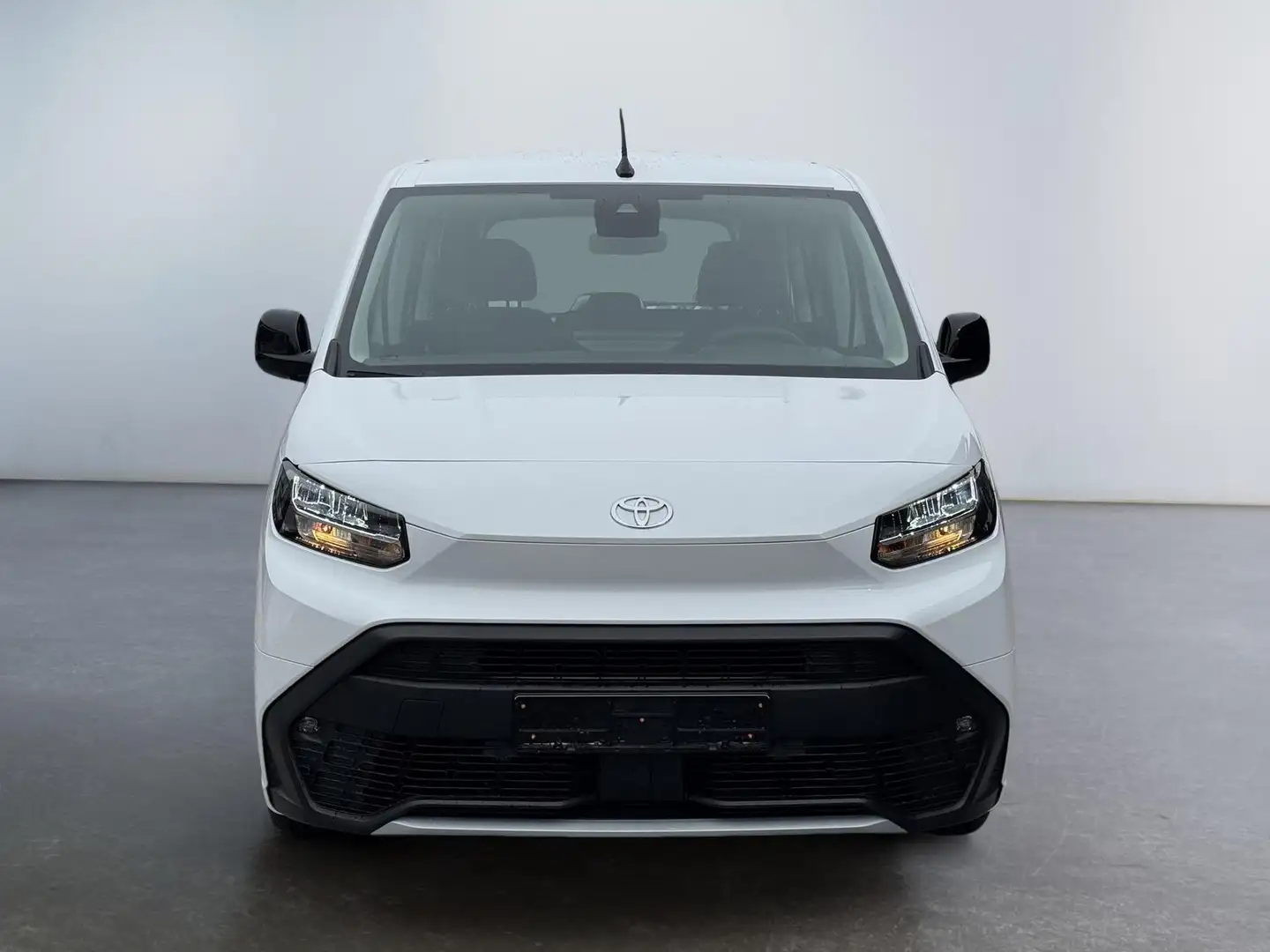 Toyota Proace City Verso 1,5 D-4D L2 Business 7 Sitzer Klima Einpa... Weiß - 2