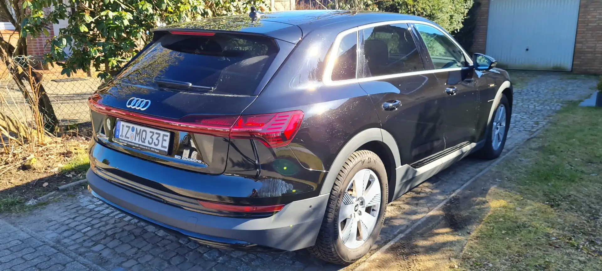 Audi e-tron 50 quattro Leder, LED Schwarz - 2