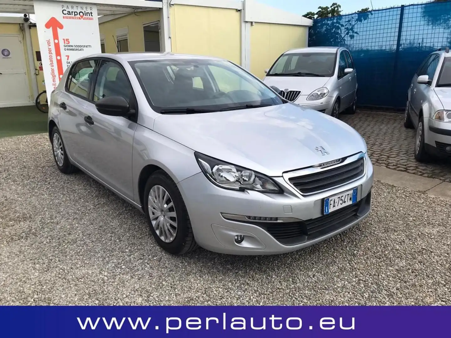 Peugeot 308 BlueHDi 100 S&S Business Argento - 2