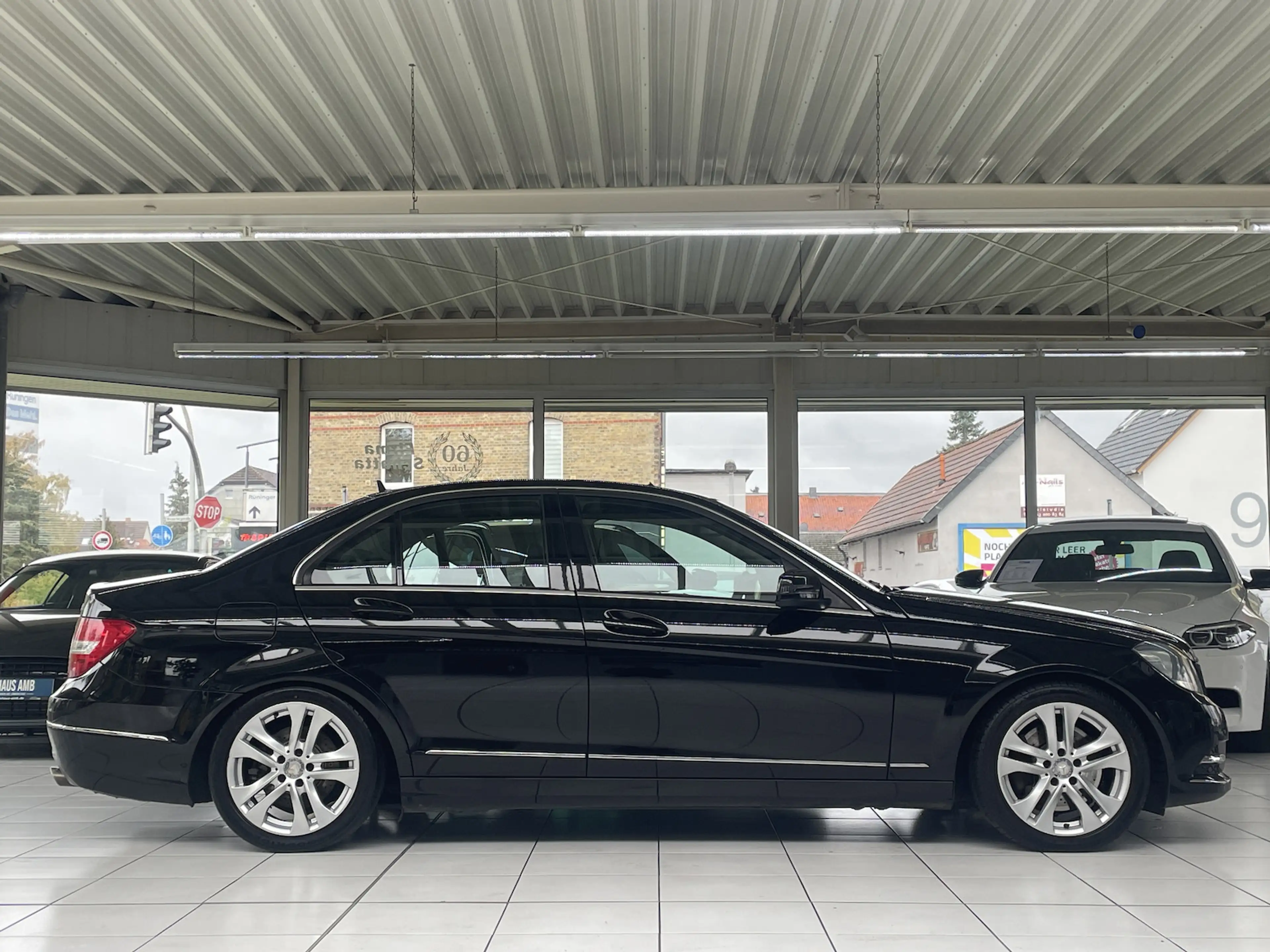 Mercedes-Benz C 350 CGI Aut. 4Matic Leder Navi Bi-Xenon AHK — photo 6
