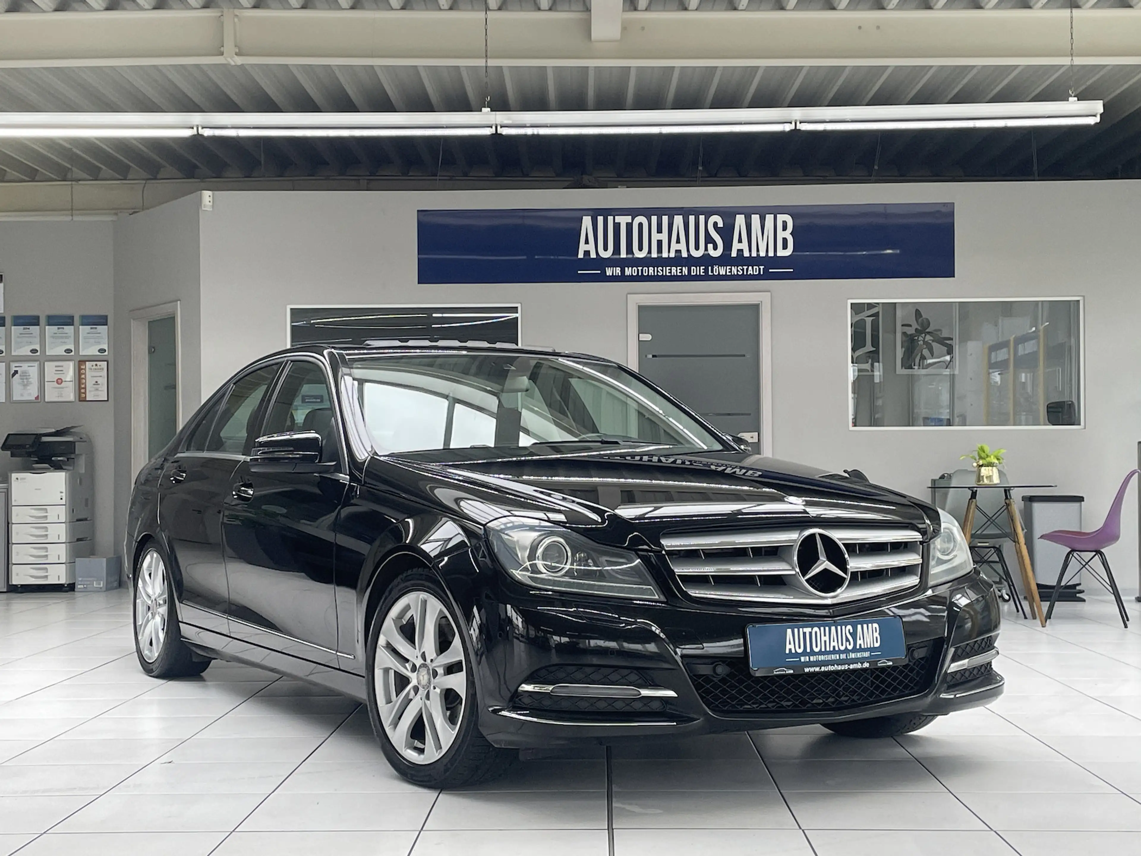 Mercedes-Benz C 350 CGI Aut. 4Matic Leder Navi Bi-Xenon AHK — photo 3