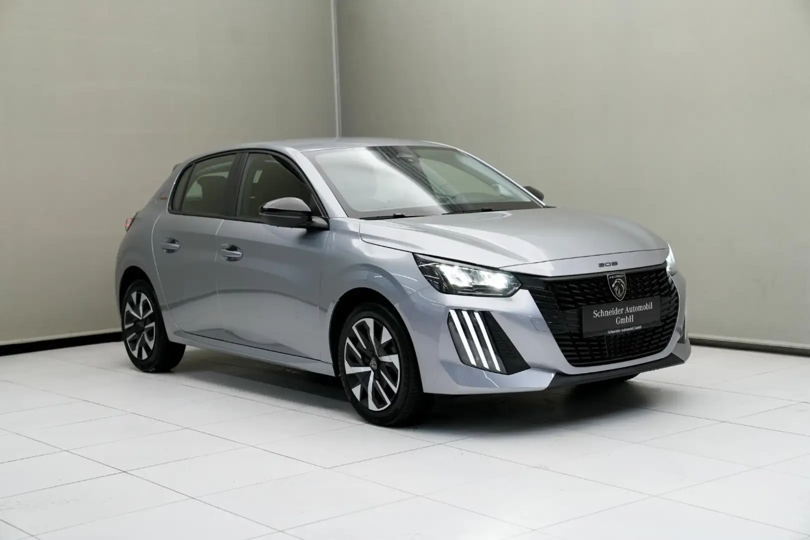 Peugeot 208 1.2 PureTech 100 Style (EURO 6e) SoundSys Silber - 1
