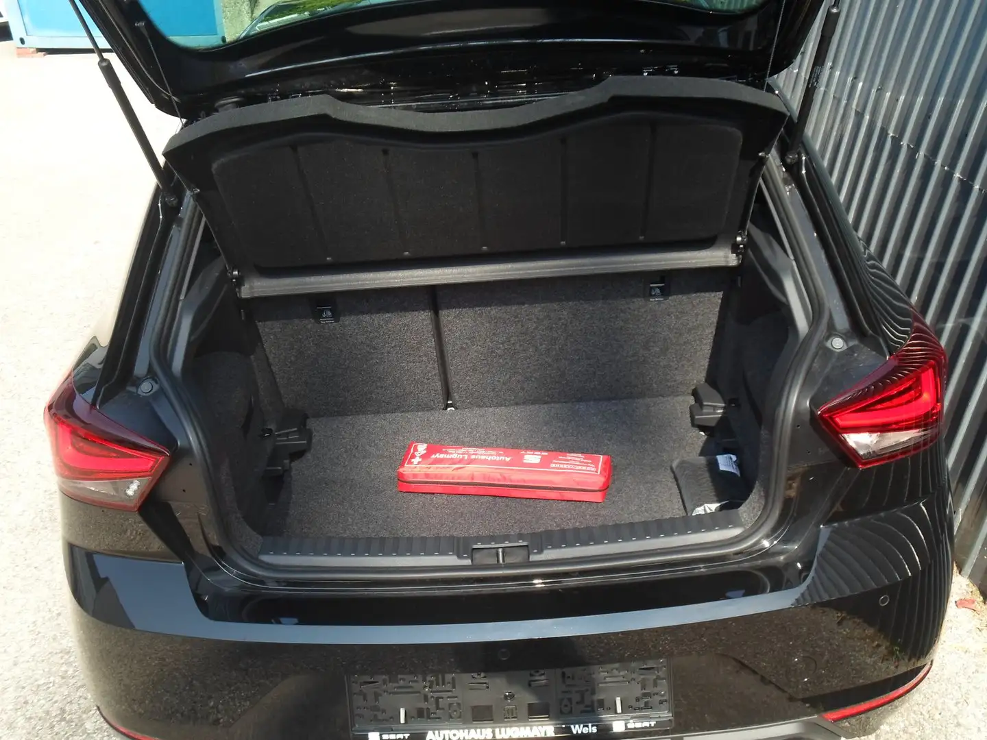 SEAT Ibiza FR Edition 1.0 TSI Schwarz - 2